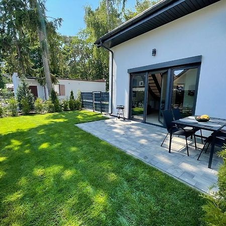 Apartamenty Przy Parku -150M Od Plazy Darłówko Eksteriør billede