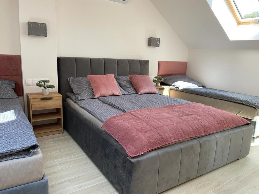 Apartamenty Przy Parku -150M Od Plazy Darłówko Eksteriør billede